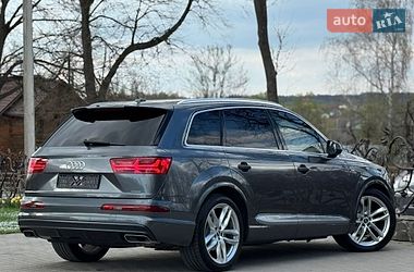 Внедорожник / Кроссовер Audi Q7 2017 в Дрогобыче