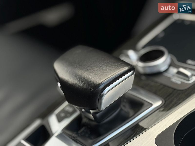 Внедорожник / Кроссовер Audi Q7 2017 в Дрогобыче
