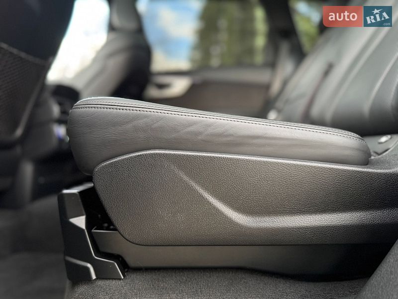 Внедорожник / Кроссовер Audi Q7 2017 в Дрогобыче