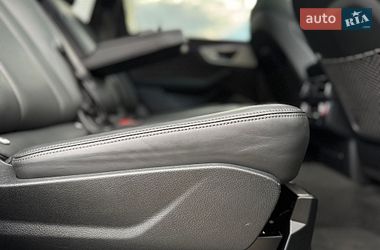 Внедорожник / Кроссовер Audi Q7 2017 в Дрогобыче
