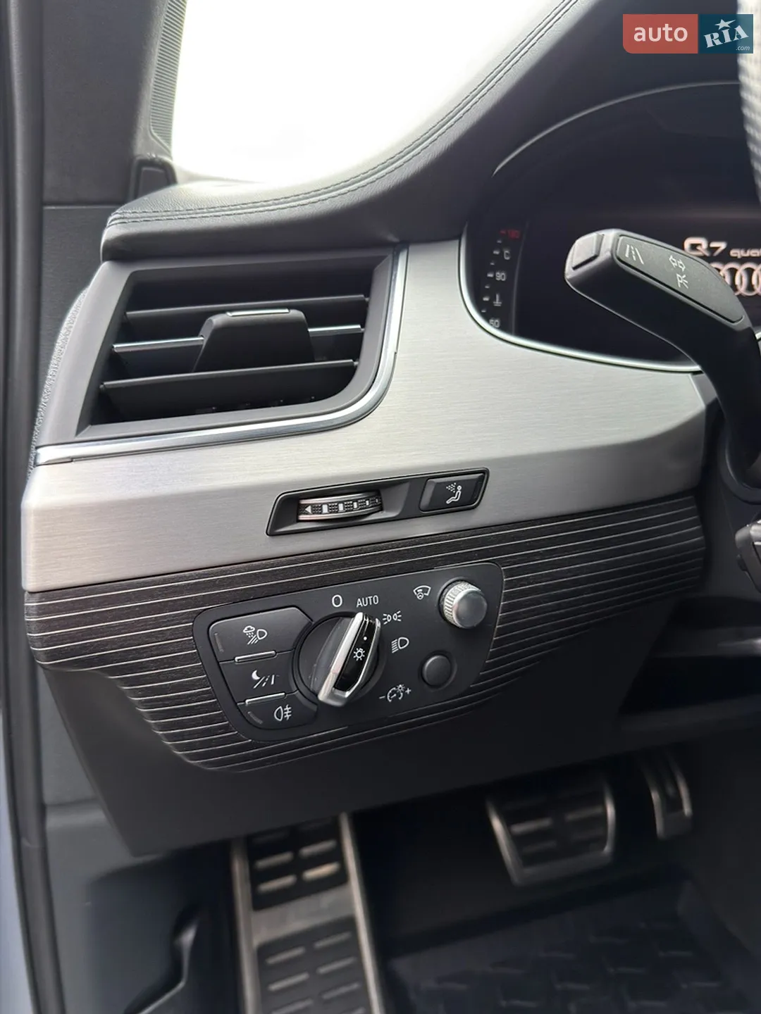 2016 Audi Q7 - мініатюра 17