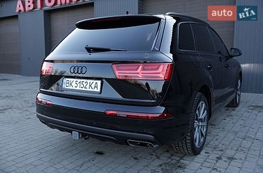 Внедорожник / Кроссовер Audi Q7 2016 в Сарнах