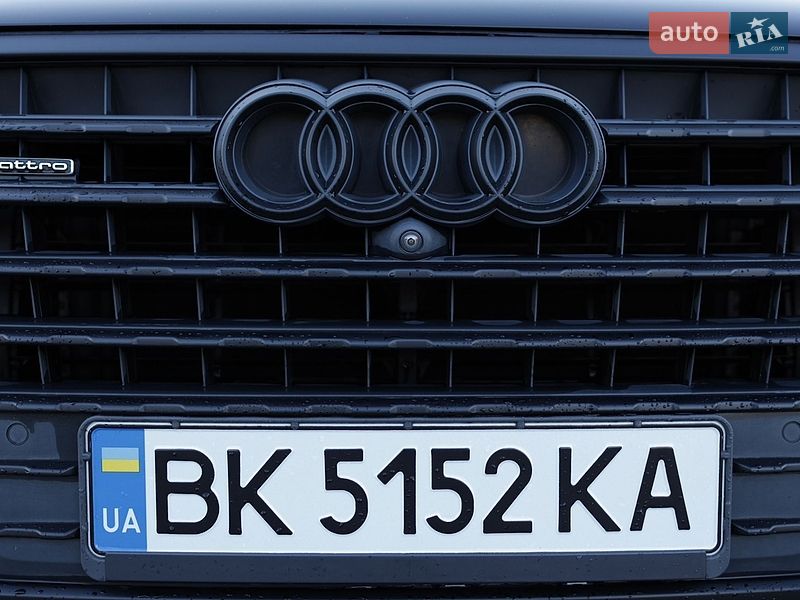 Внедорожник / Кроссовер Audi Q7 2016 в Сарнах