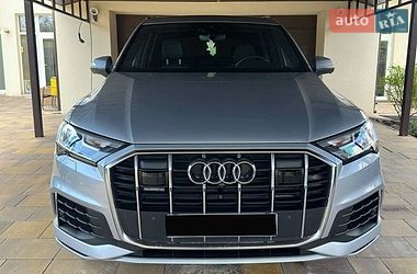 Позашляховик / Кросовер Audi Q7 2022 в Києві