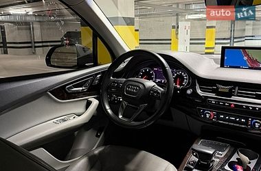Позашляховик / Кросовер Audi Q7 2016 в Дніпрі