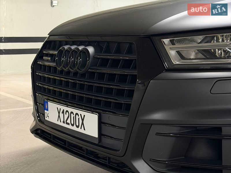 Позашляховик / Кросовер Audi Q7 2016 в Дніпрі