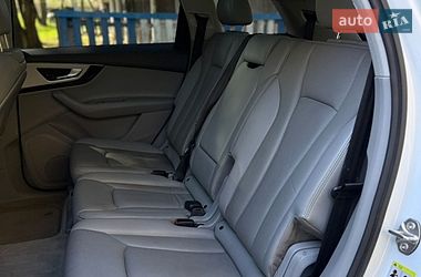 Внедорожник / Кроссовер Audi Q7 2018 в Киеве