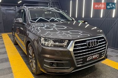 Внедорожник / Кроссовер Audi Q7 2016 в Киеве