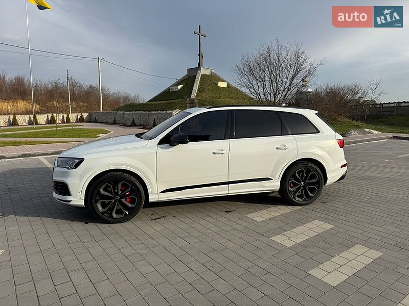 Внедорожник / Кроссовер Audi Q7 2020 в Львове