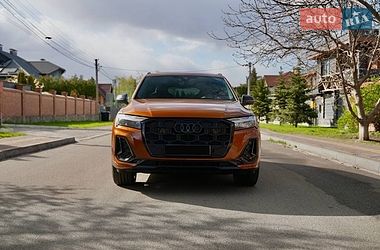 Внедорожник / Кроссовер Audi Q7 2024 в Киеве