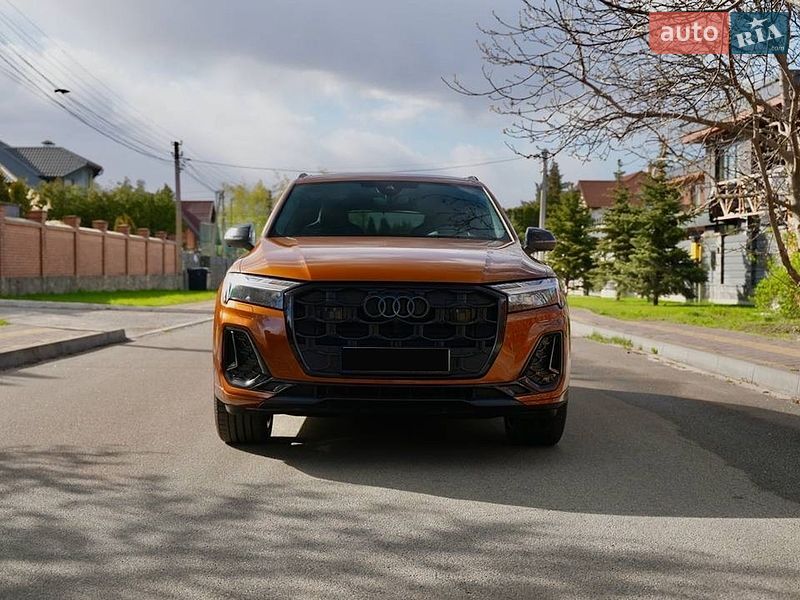 Внедорожник / Кроссовер Audi Q7 2024 в Киеве