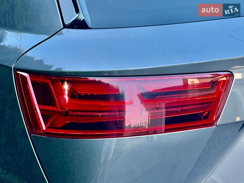 Позашляховик / Кросовер Audi Q7 2018 в Рівному