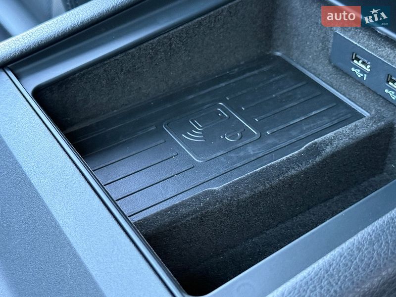 Позашляховик / Кросовер Audi Q7 2018 в Рівному