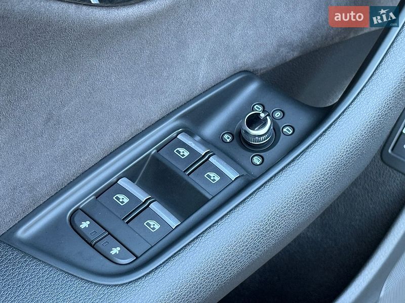 Позашляховик / Кросовер Audi Q7 2018 в Рівному