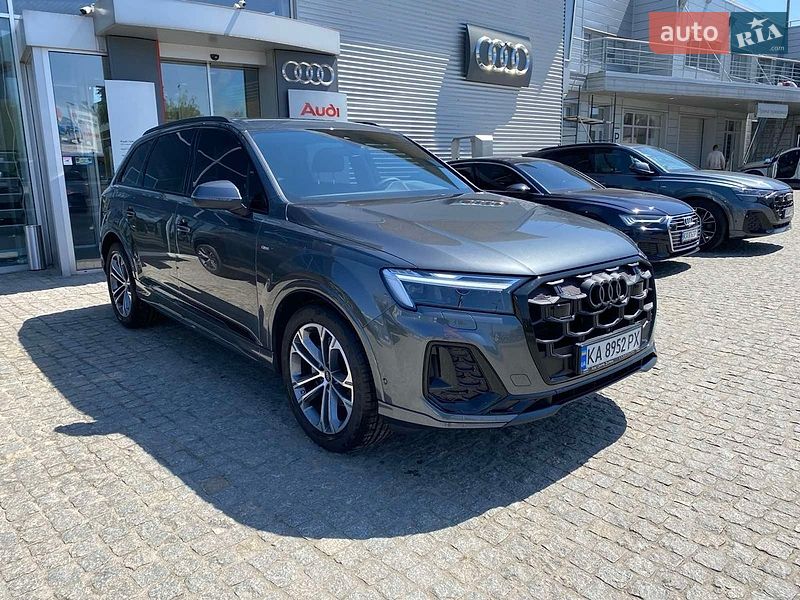 Позашляховик / Кросовер Audi Q7 2026 в Дніпрі