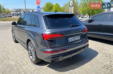 Позашляховик / Кросовер Audi Q7 2026 в Дніпрі