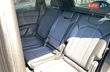 Позашляховик / Кросовер Audi Q7 2026 в Дніпрі