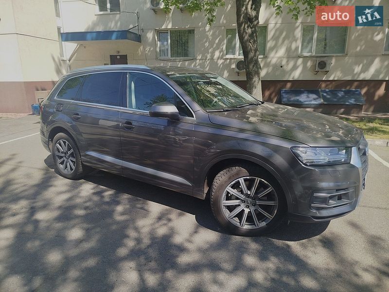 Внедорожник / Кроссовер Audi Q7 2018 в Киеве