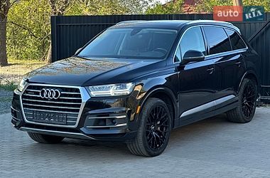 Внедорожник / Кроссовер Audi Q7 2017 в Сарнах