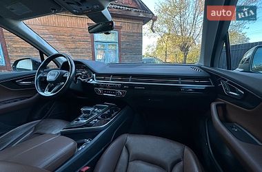 Внедорожник / Кроссовер Audi Q7 2017 в Сарнах