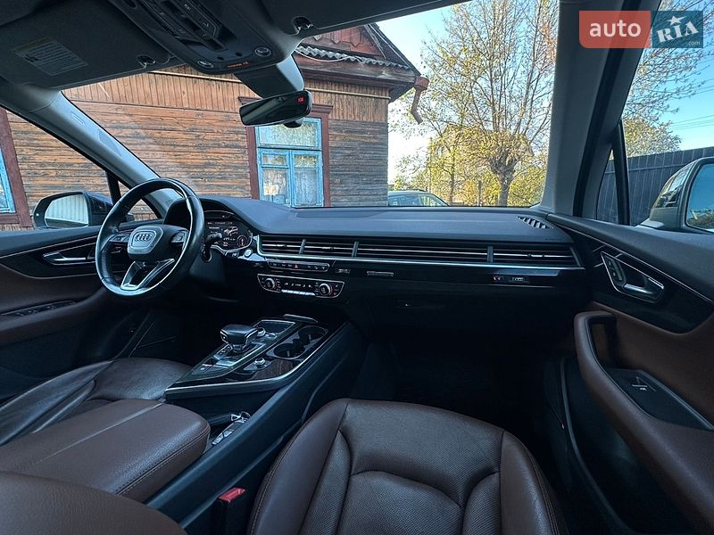 Внедорожник / Кроссовер Audi Q7 2017 в Сарнах