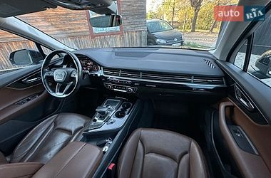 Внедорожник / Кроссовер Audi Q7 2017 в Сарнах