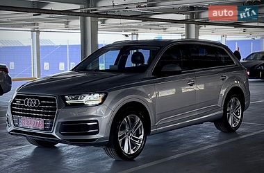 Внедорожник / Кроссовер Audi Q7 2018 в Киеве