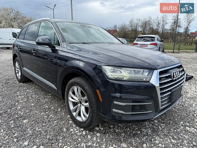 Внедорожник / Кроссовер Audi Q7 2016 в Яворове