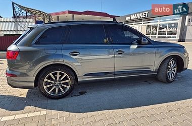 Внедорожник / Кроссовер Audi Q7 2016 в Каменец-Подольском