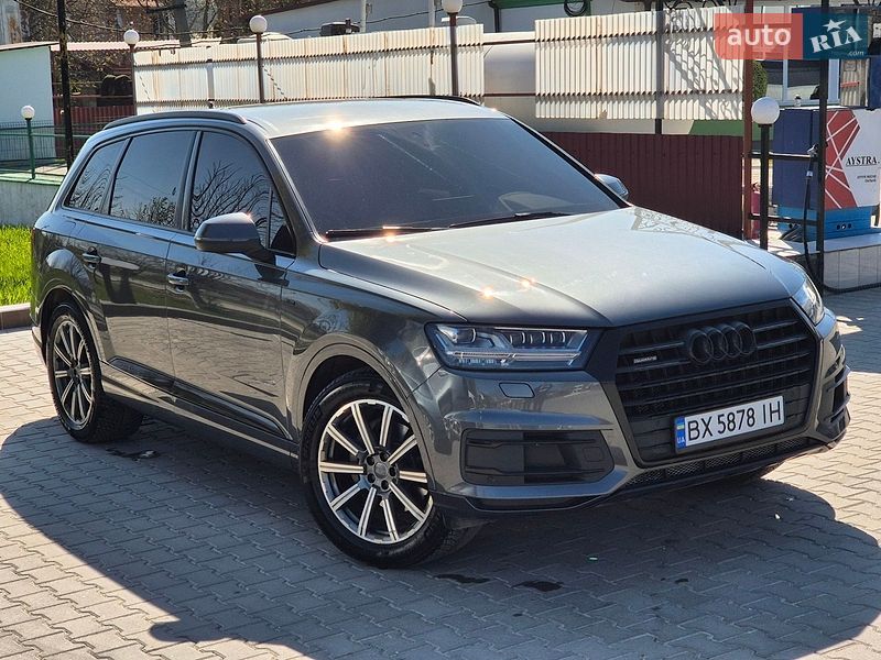 Внедорожник / Кроссовер Audi Q7 2016 в Каменец-Подольском