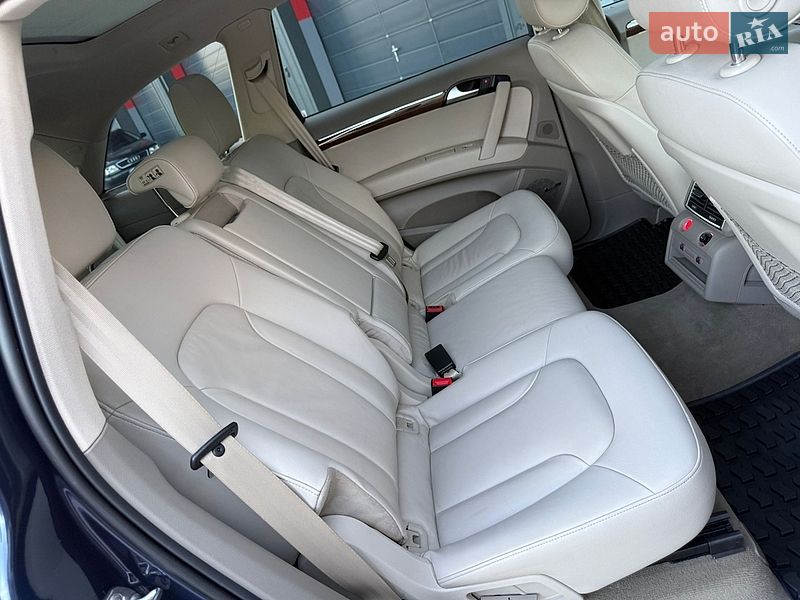 Внедорожник / Кроссовер Audi Q7 2012 в Ковеле