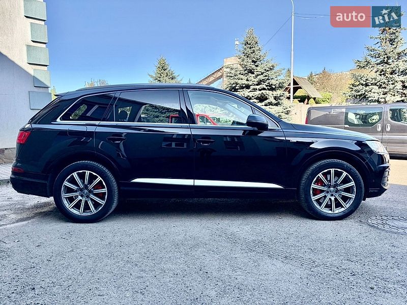 Внедорожник / Кроссовер Audi Q7 2018 в Луцке