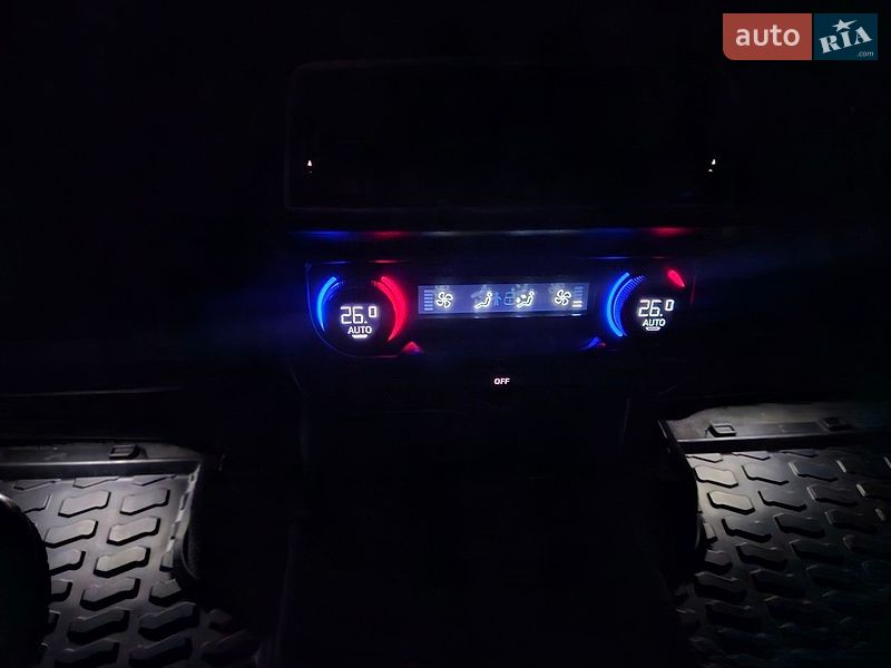 Позашляховик / Кросовер Audi Q7 2016 в Кам'янець-Подільському