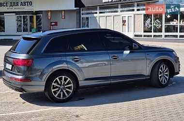 Позашляховик / Кросовер Audi Q7 2016 в Кам'янець-Подільському
