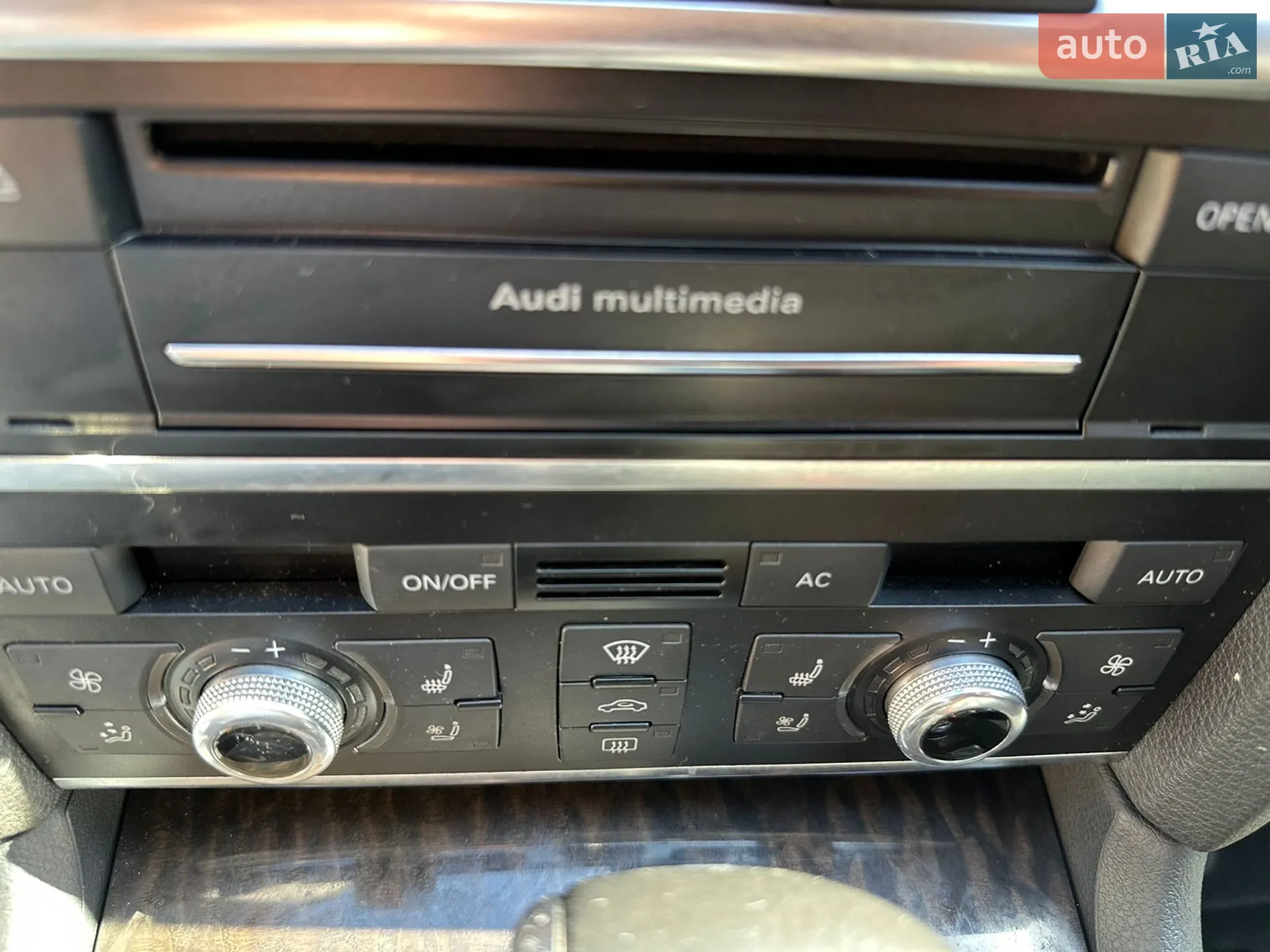 2011 Audi Q7 - мініатюра 21