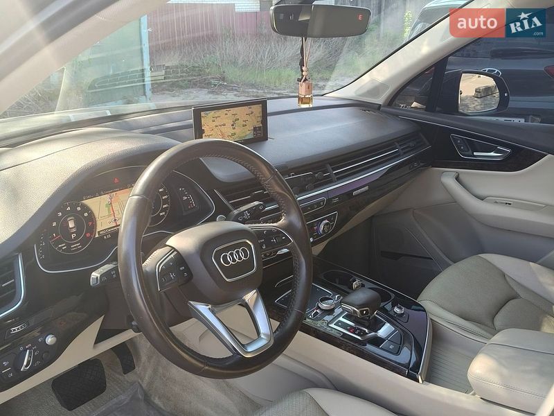Внедорожник / Кроссовер Audi Q7 2016 в Белой Церкви