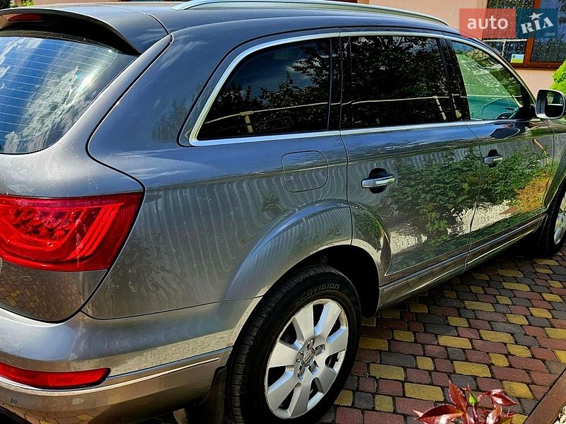Внедорожник / Кроссовер Audi Q7 2013 в Ужгороде