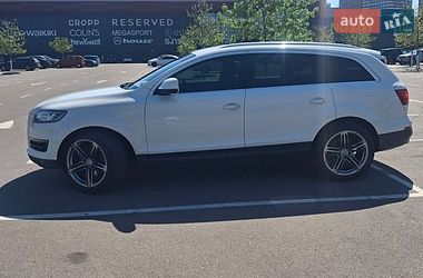 Внедорожник / Кроссовер Audi Q7 2013 в Киеве