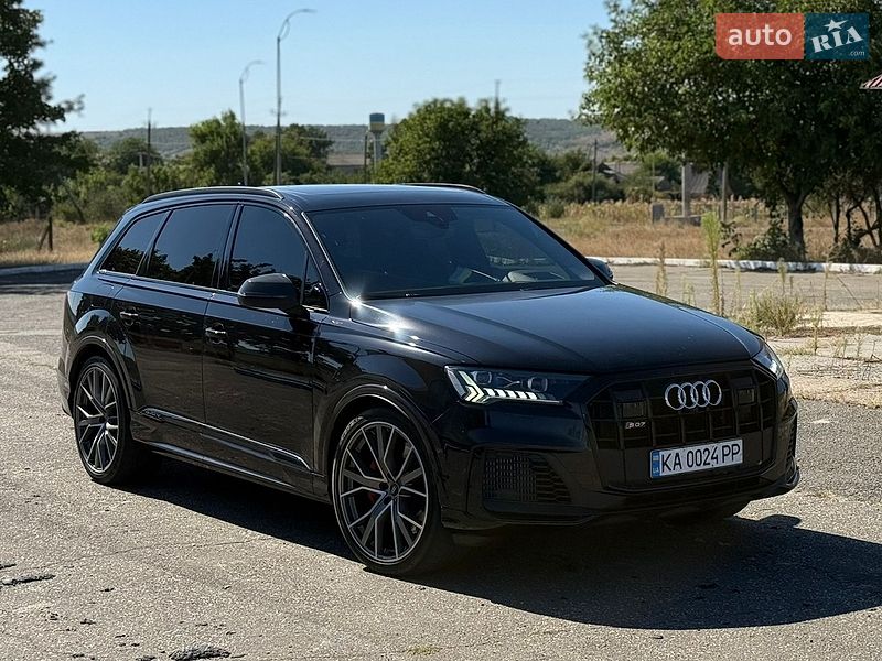 Внедорожник / Кроссовер Audi Q7 2020 в Киеве