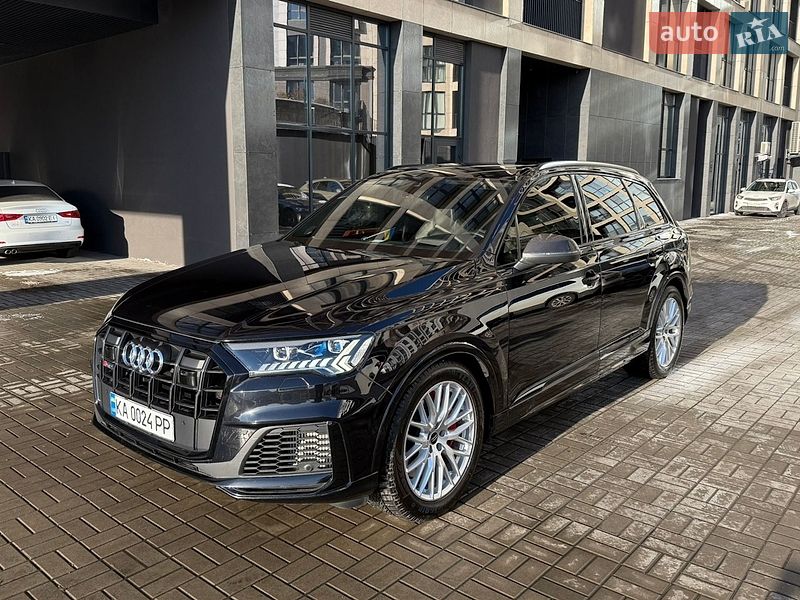 Внедорожник / Кроссовер Audi Q7 2020 в Киеве