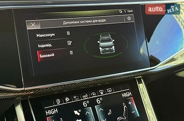 Внедорожник / Кроссовер Audi Q7 2020 в Киеве