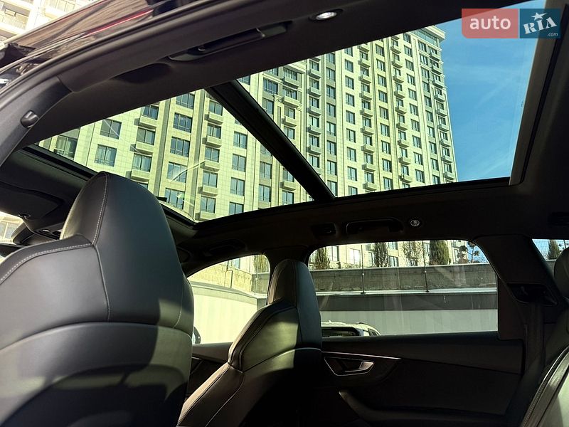 Внедорожник / Кроссовер Audi Q7 2020 в Киеве