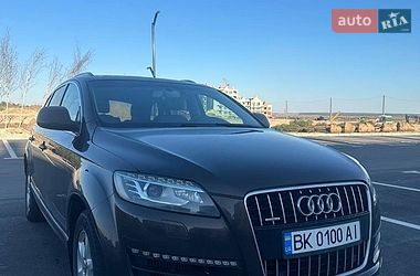 Внедорожник / Кроссовер Audi Q7 2011 в Ровно