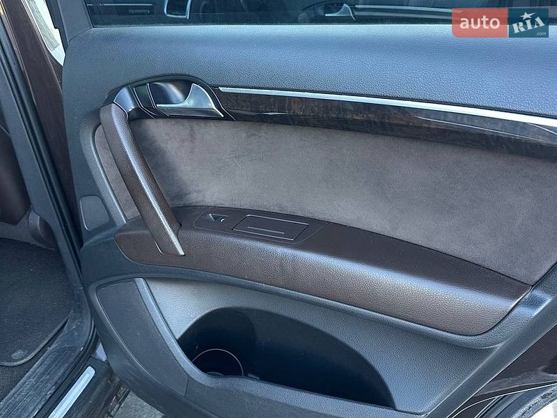 Внедорожник / Кроссовер Audi Q7 2011 в Ровно
