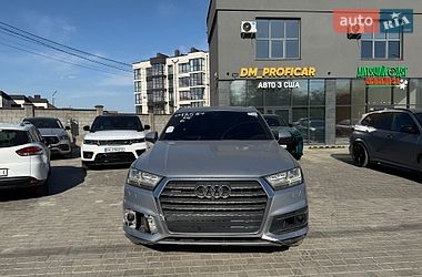 Внедорожник / Кроссовер Audi Q7 2018 в Ровно