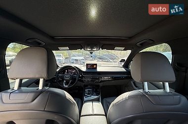 Внедорожник / Кроссовер Audi Q7 2018 в Ровно