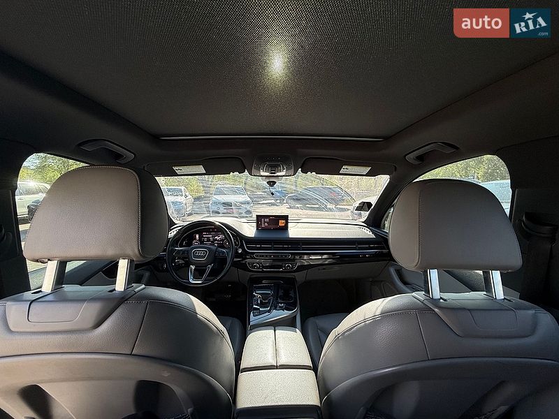 Внедорожник / Кроссовер Audi Q7 2018 в Ровно