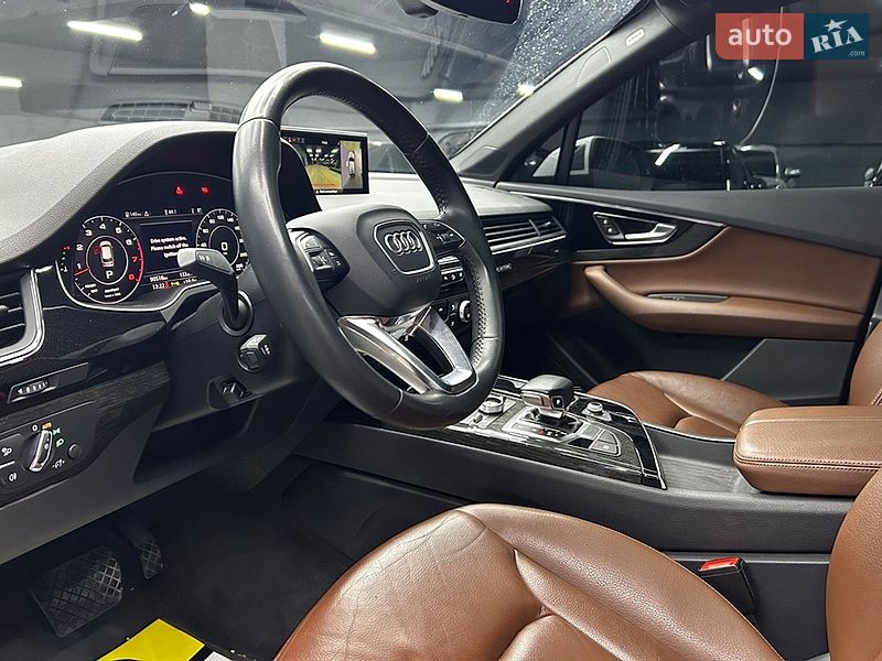 Внедорожник / Кроссовер Audi Q7 2019 в Черновцах