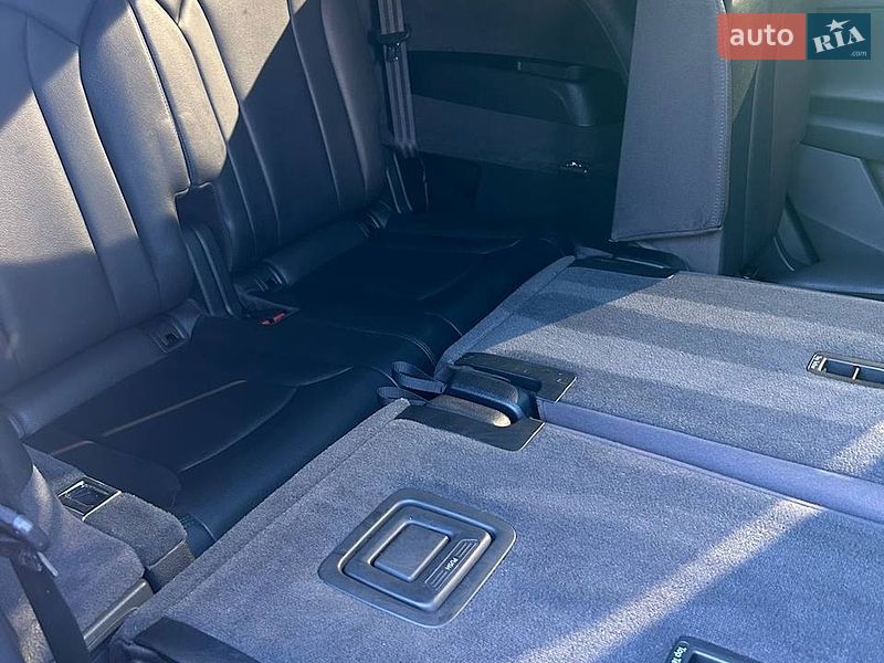 Внедорожник / Кроссовер Audi Q7 2018 в Виннице