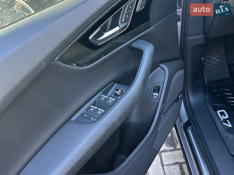 Внедорожник / Кроссовер Audi Q7 2018 в Виннице